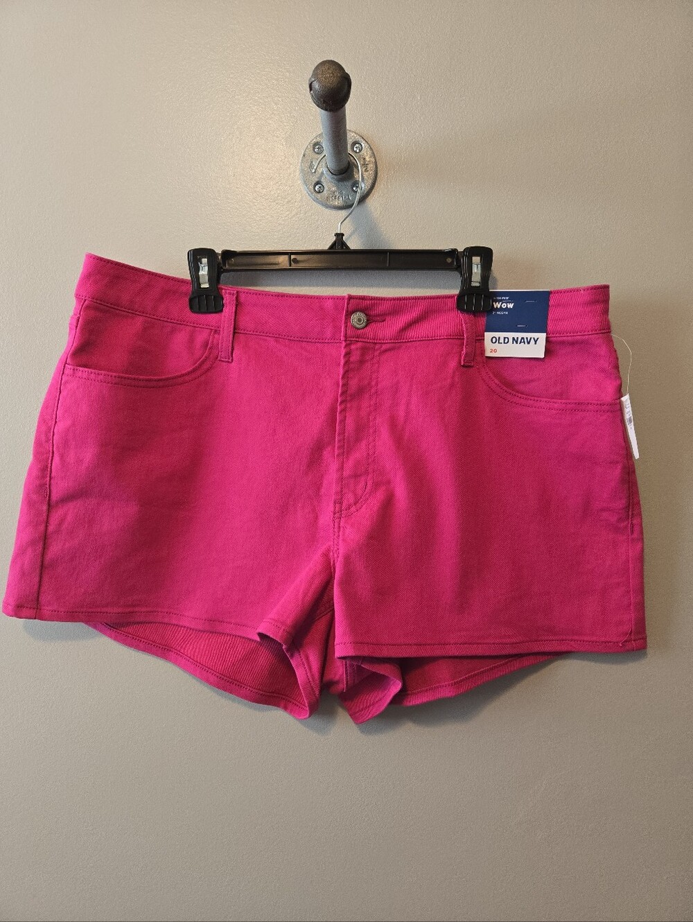 Old Navy. Women's High Rise Wow Size 20 Hot Pink Jean Shorts NWT
